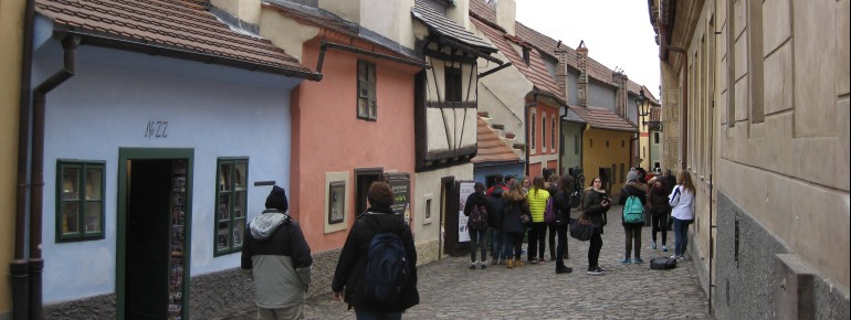 The tiny lane is situated at the south east of the castle premises.