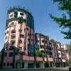 In the Hundertwasser House you can immerse yourself in the colourful world of Friedensreich Hundertwasser.