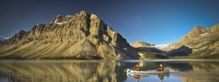 You will also see the Bow Lake on your drive down Icefields Parkway