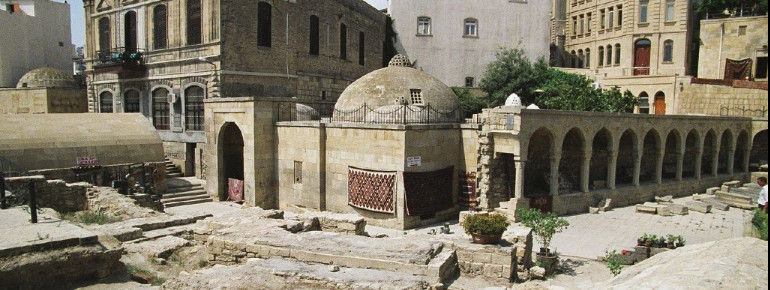 Marketplace and Turkish bath