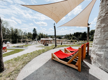 The new Aquanix water play area is 3,000 square meters in size and also offers deck chairs for resting.