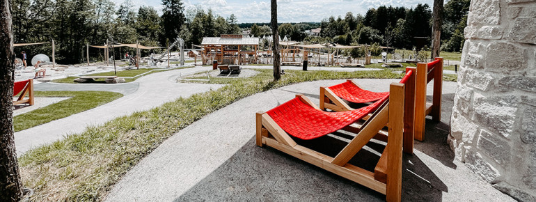 The new Aquanix water play area is 3,000 square meters in size and also offers deck chairs for resting.