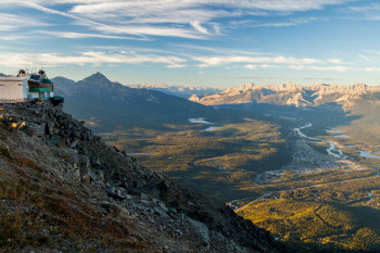 Whistlers Mountain is located in the Jasper National Park.