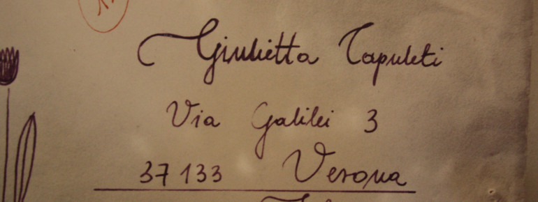 Every day, dozens of letters to Giulietta Capuleti reach the house in Verona. A volunteer group of women relpies to each of them.