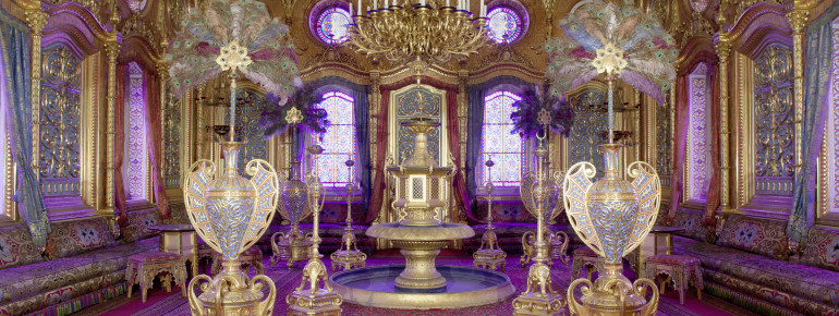 There is a “Turkish Hall” on the upper floor of the Royal House.