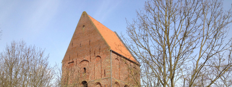 Ever since the building was added to the Guiness World Records, tourists have been coming to see the tower.