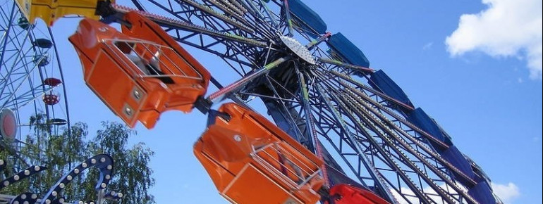 Entrance to the park and even to some of the rides is free!