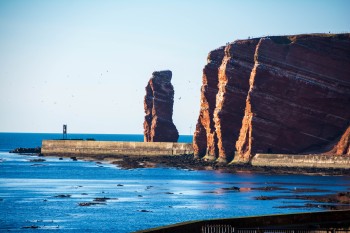 Long Anna is home to numerous seabirds.