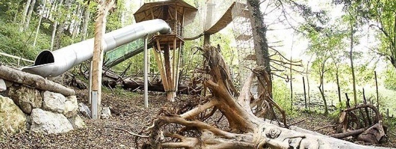 Forest playground Hexensteig