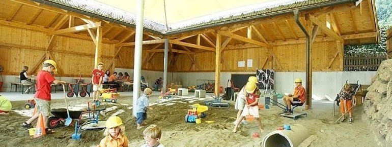 Kids' farm