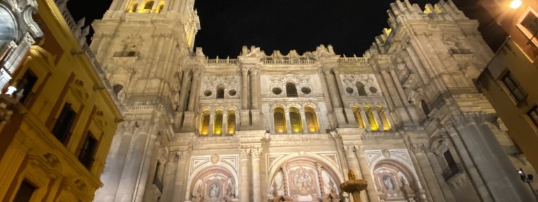 The cathedral is just as much of a highlight after dark.