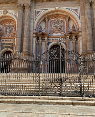 The cathedral unites several architectural styles from different phases of construction.