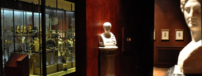 Apart from paintings, the museum has lots of interesting sculptures.