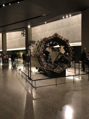 In the 9/11 Museum, completely destroyed parts are exhibited - a glimpse into the worst day in New York's history.