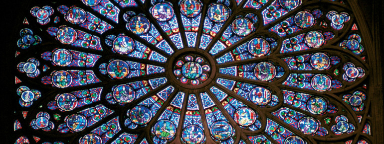 Impressive window ornament inside the chruch.