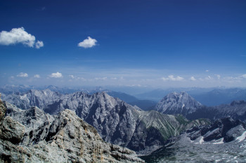 From Germany&#39;s highest mountain you can enjoy fantastic views