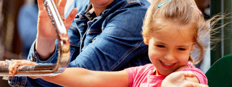 In Phantasialand all age groups have great fun together.