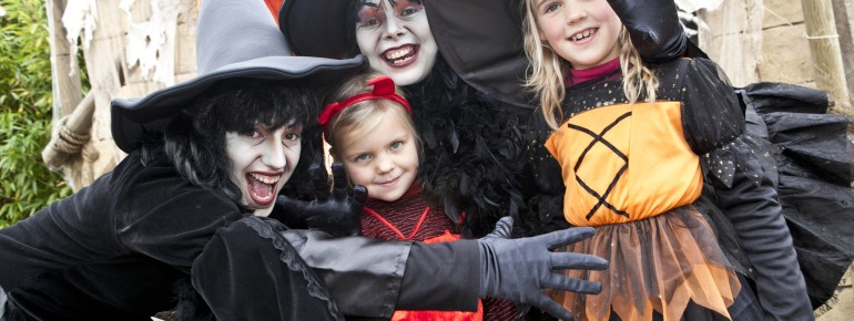 Whether spring, summer or Halloween - the seasonal parades bring extra magic to the park.