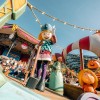 Little by little, characters like Wickie filled the park with life.