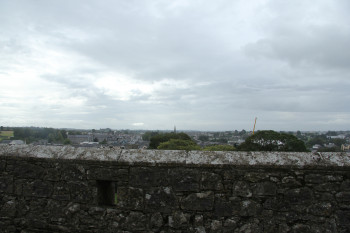 From the Rock of Cashel you also have a good overview of the city of Cashel.