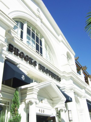 Beautiful houses line Rodeo Drive.