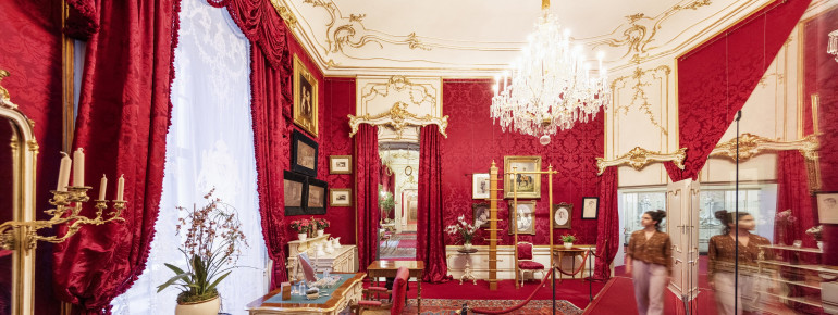 The gymnastics and toilet room of Empress Elisabeth shows her numerous gymnastics apparatuses with which she kept fit.