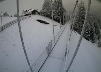 The Skywalk Mostelberg is open in winter as well.
