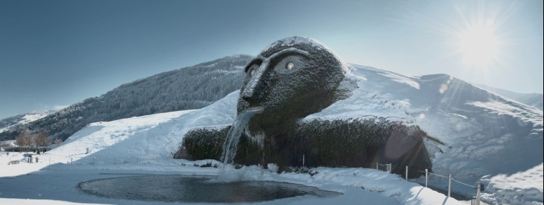 The giant figure was designed by the artist André Heller.