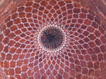 Decorations at the inside of Taj Mahal's dome.