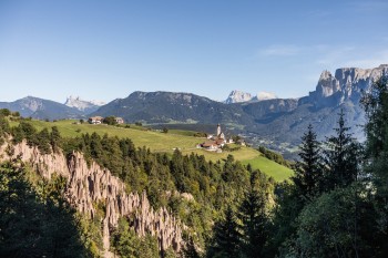 Silent guardians of time: The earth pyramids on the Ritten are a fascinating natural monument, constantly reshaped with every rainfall.