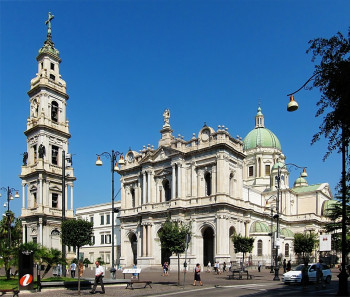 The glorious cathedral from the outside