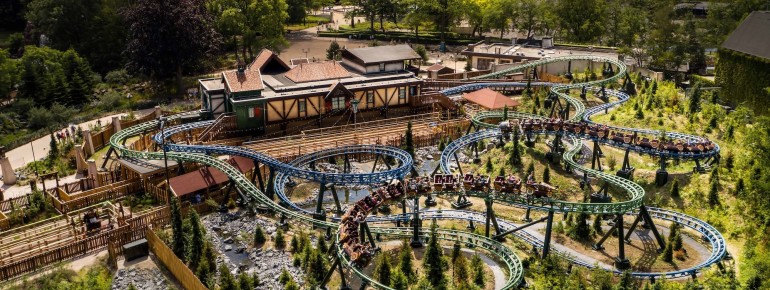 The wacky family coaster "Max & Moritz" delivers high-speed fun for both young and old.