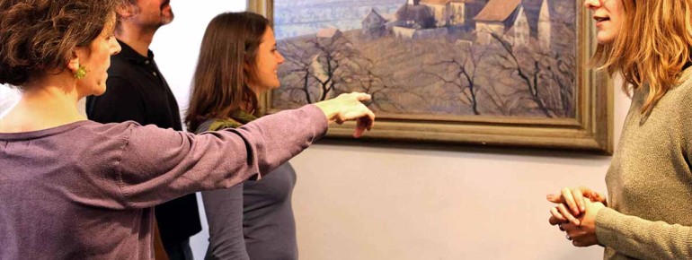 There are also guided tours taking place.