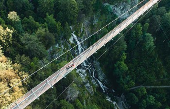 The hiking trails along the Todtnau Waterfalls take you right past the cascading water through the Black Forest landscape.