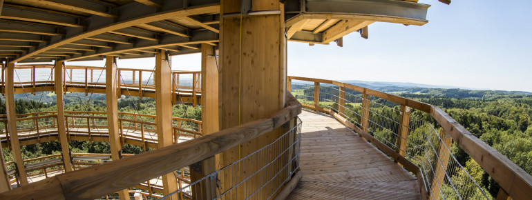 The stairway to the observation tower is also barrier-free.