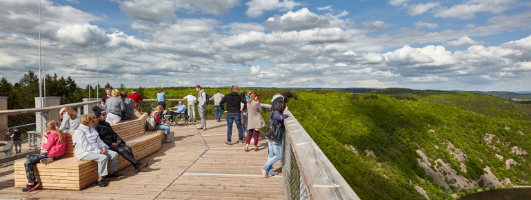 Beautiful viewpoints present themselves again and again.