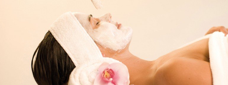 Let yourself be pampered in the spa area!