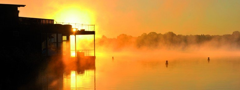 The view of Germany's largest floating lake sauna at Fontane Therme Neuruppin.