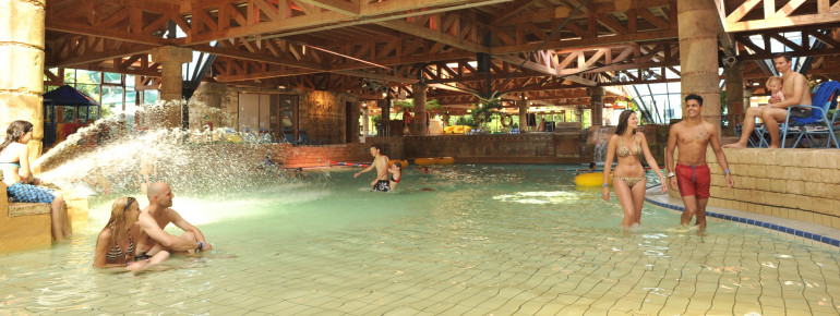 Wave pool