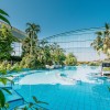 In Erding, you’ll find the largest thermal spa in the world, featuring thousands of palm trees and orchids. Parts of the roofs can even be opened.