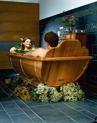 The Spreewald tub is a special highlight.