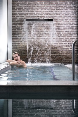 The Bad Gastein thermal water is rich in minerals, sourced from deep within the mountains, and aids in regeneration.