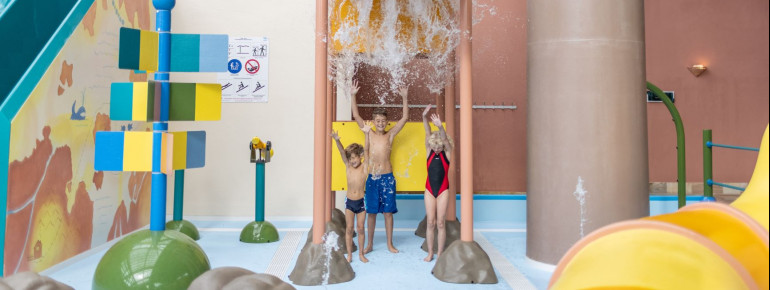 Wasserspielplatz mit Abenteuer-Faktor