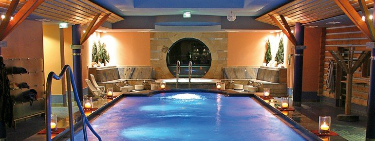 Pool in der Saunawelt