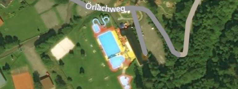 Das Freibad in Oetz liegt am Örlachweg.