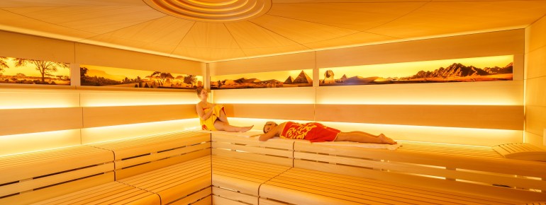 Die afrikanische Sauna sorgt für trockene Hitze und Entspannung.
