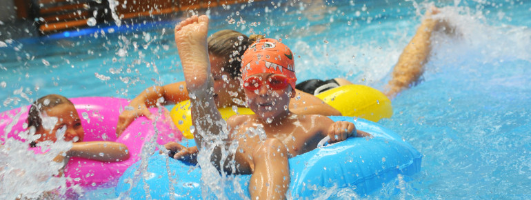 Die Grömitzer Welle ist für dich und deine ganze Familie geeignet.