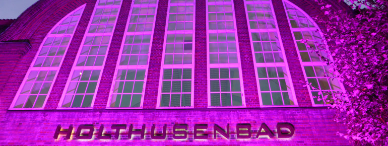 Das Holthusenbad befindet sich im Hamburger Stadtteil Eppendorf.