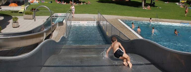Fun auf der Breitwasserrutsche!