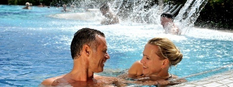 Freibecken der Jod-Sole-Therme